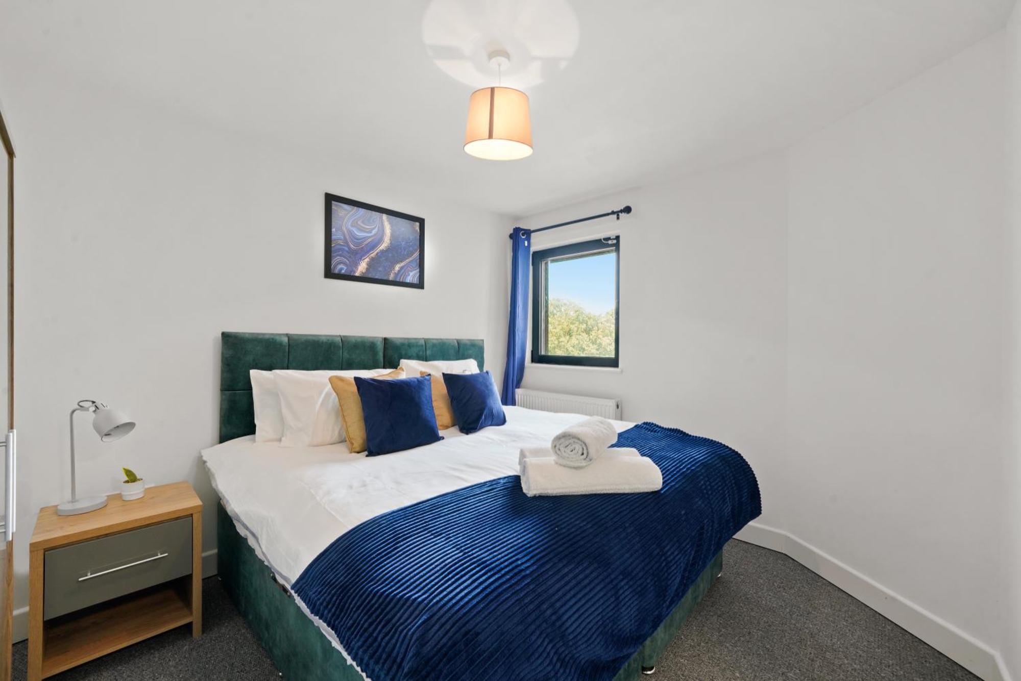 Modern Apartments With Free Parking Near Heathrow Colnbrook Ngoại thất bức ảnh