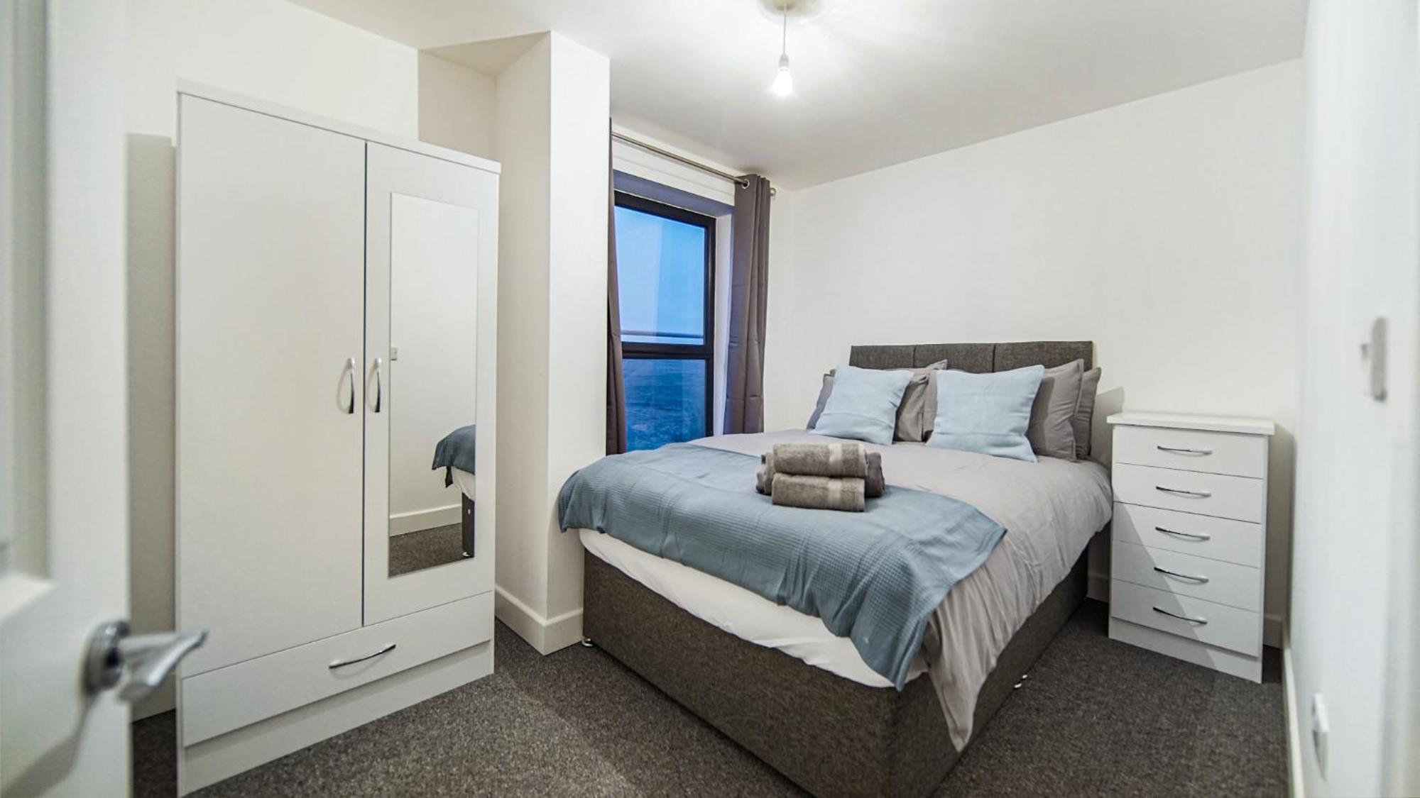 Modern Apartments With Free Parking Near Heathrow Colnbrook Ngoại thất bức ảnh