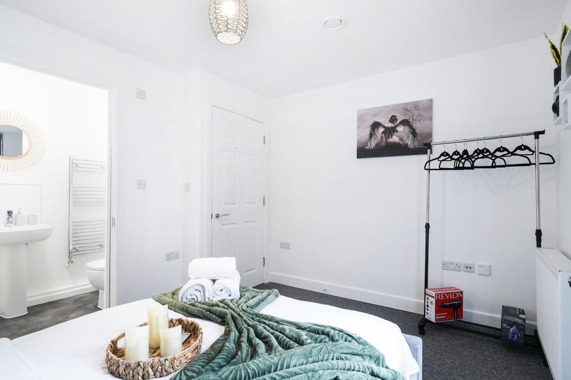Modern Apartments With Free Parking Near Heathrow Colnbrook Ngoại thất bức ảnh